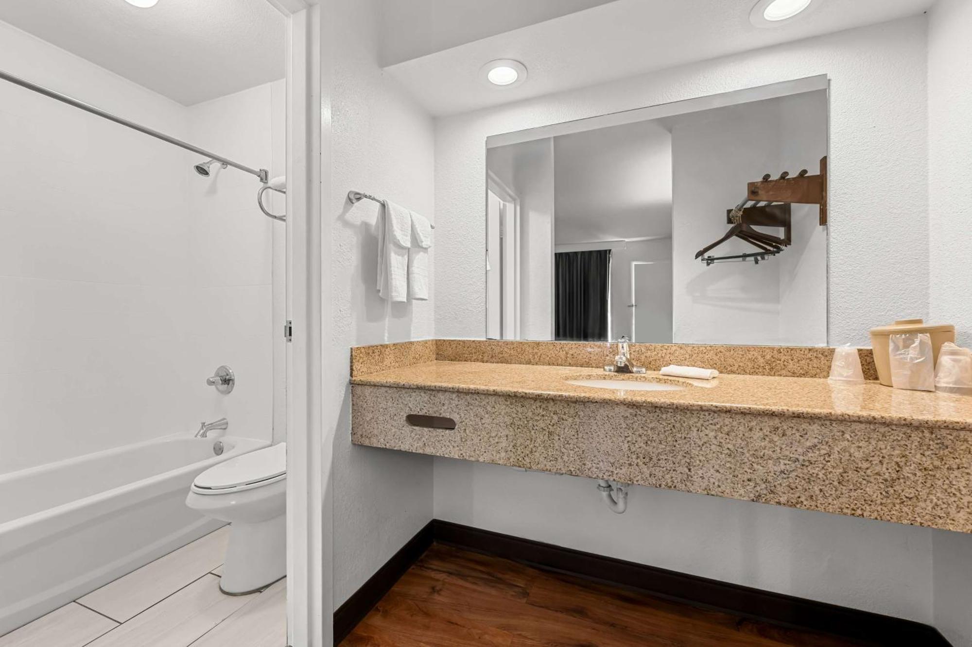 Americas Best Value Inn Hamilton Εξωτερικό φωτογραφία